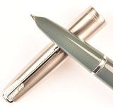 Parker 51 Classic in grey, Steel cap - Medium nib